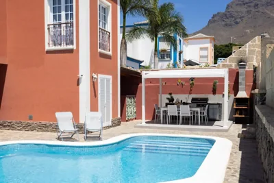 Villa Chloe Costa Adeje Tenerifesummervillas GIANT PRIVATE POOL 11 METERS LONG — foto 4