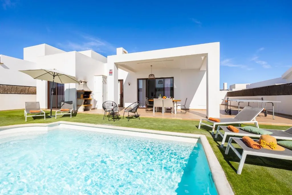 Villa — Villa Cindy