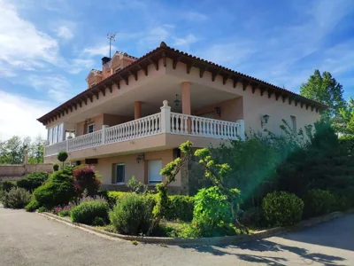 Villa CiTe- jardines/BBQ/terrazas/ para familias — Foto 6