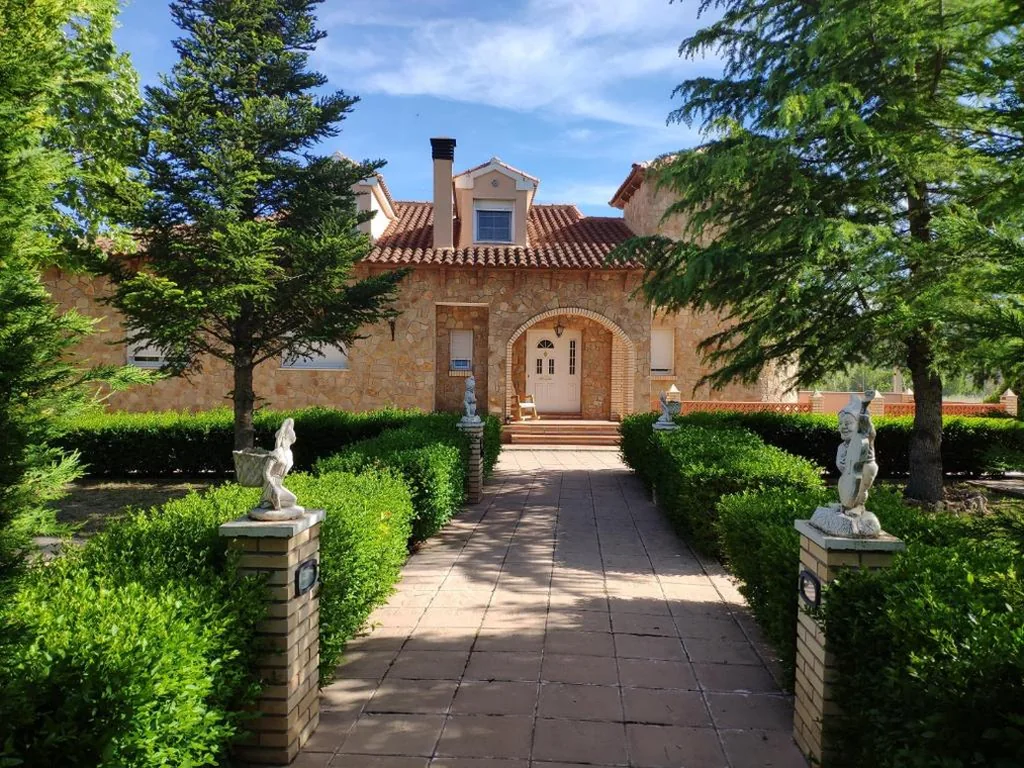 Villa mit Gartenblick — Villa CiTe- jardines/BBQ/terrazas/ para familias