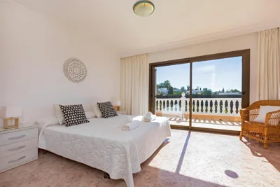 Villa close to Ibiza Town Sleeps 12 — foto 2
