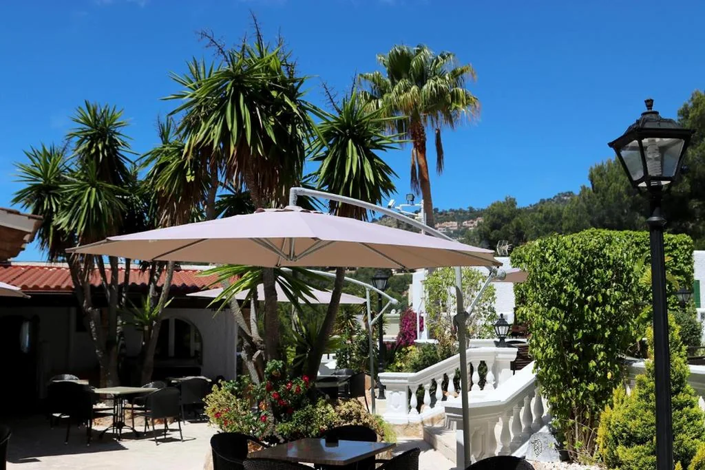 Villa Columbus Hotel and Restaurant