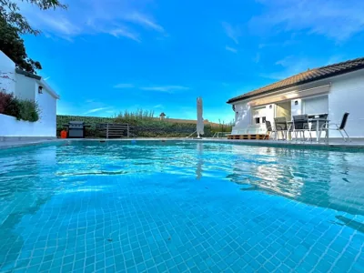 Villa Completa con Piscina y Barbacoa — foto 10