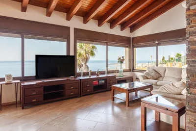 Villa con Infinity pool — foto 10