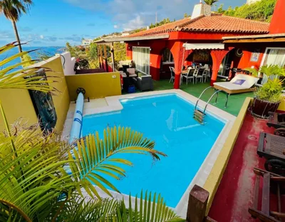 Villa con piscina climatizada y vistas al mar — 写真 4