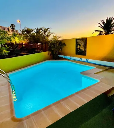 Villa con piscina climatizada y vistas al mar — 写真 10