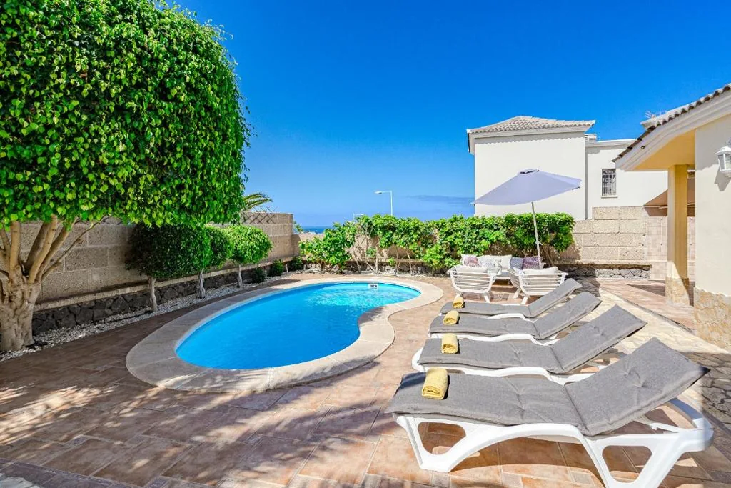 Villa — Villa con piscina en Madroñal Fañabe, Costa Adeje