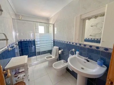 Villa con piscina privada — 照片 3