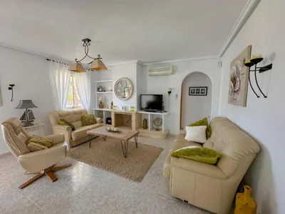 Villa con piscina privada — 照片 6