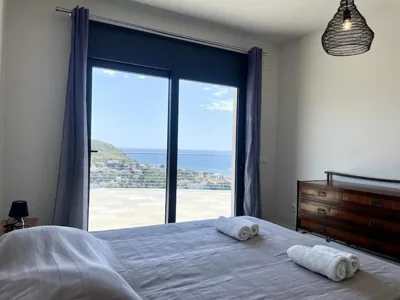 Villa con piscina sobre la Almadrava — foto 2