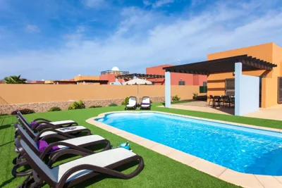 Villa con Piscina ,Vista Mar y campo de golf — foto 4