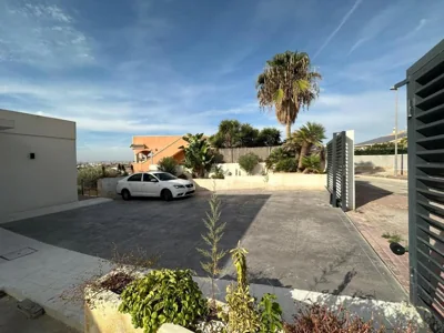 Villa con tres palmeras — 照片 6
