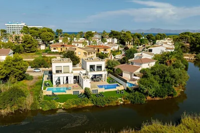 Villa Corb Mari I by Sealand Villas — photo 7