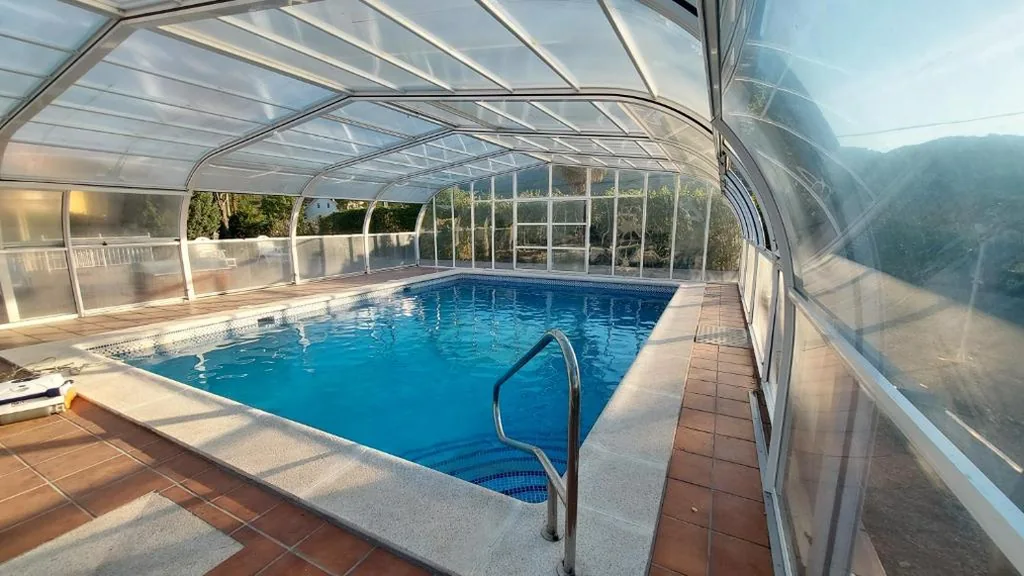 Villa — VILLA DAVID