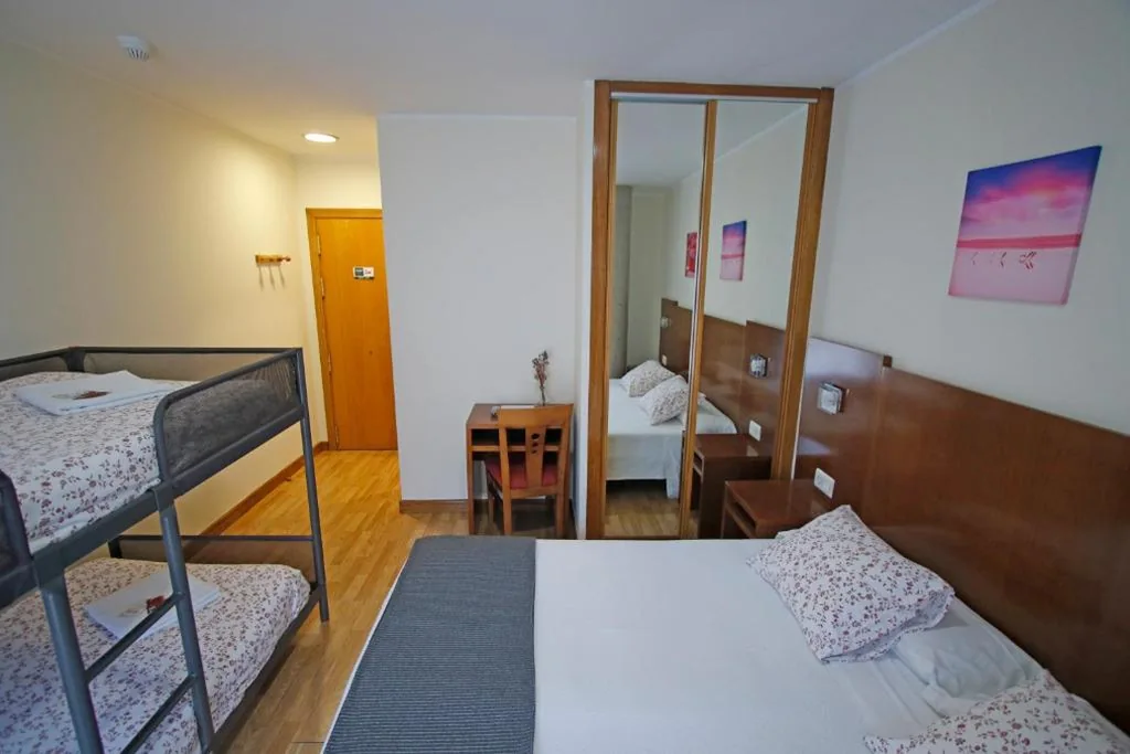 Habitación Familiar — Villa de Colunga