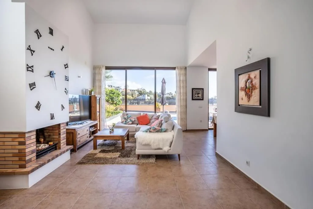 Villa de la Huerta con piscina privada y barbacoa