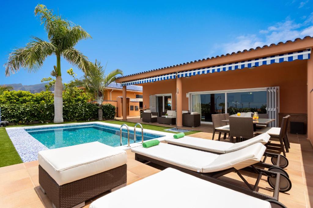 Villa de Lujo con Piscina Privada y Jacuzzi