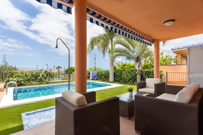 Villa de Lujo con Piscina Privada y Jacuzzi — foto 4