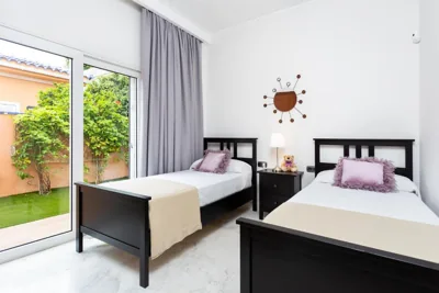 Villa de Lujo con Piscina Privada y Jacuzzi — foto 8