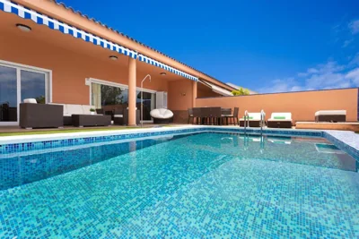 Villa de Lujo con Piscina Privada y Jacuzzi — foto 9