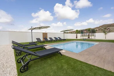 VILLA DE LUJO RIOPARK — foto 9