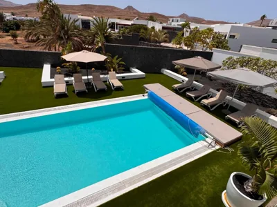 Villa Dedalos - Spacious luxury Villa with heated pool in Puerto Calero — foto 8