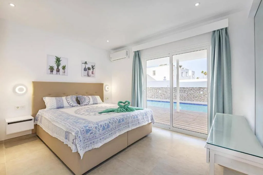 Villa Deluxe by Villa Plus
