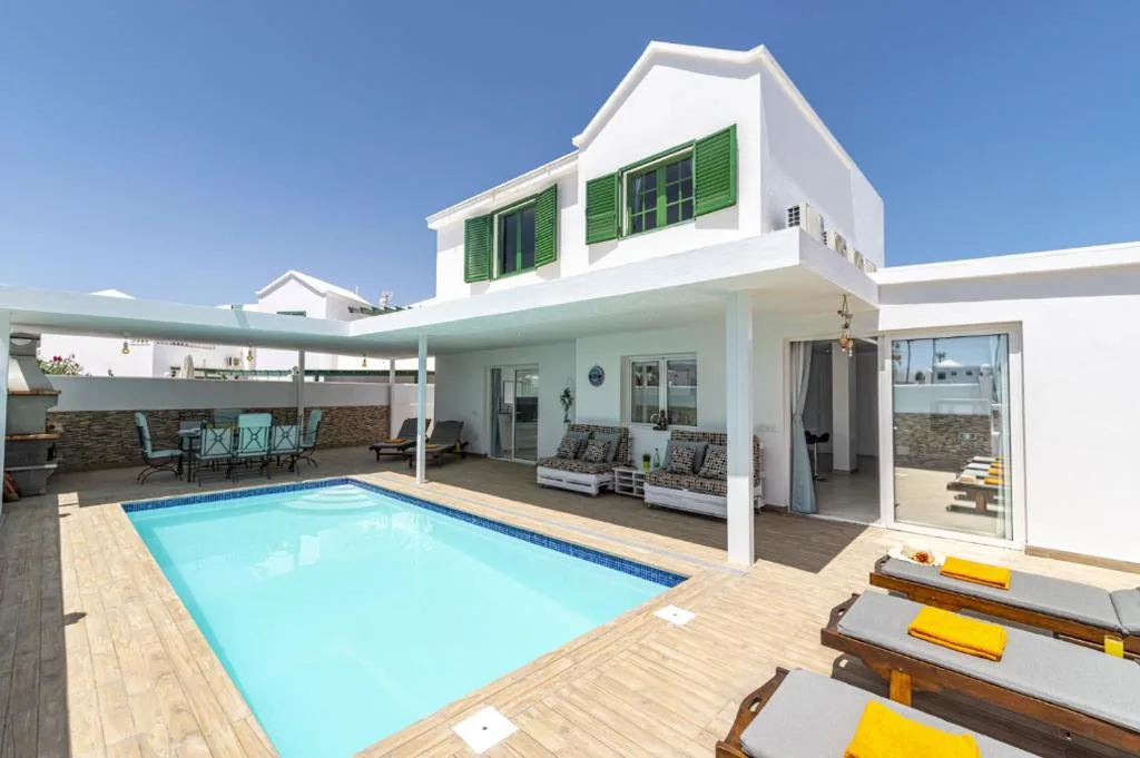 Villa — Villa Deluxe by Villa Plus