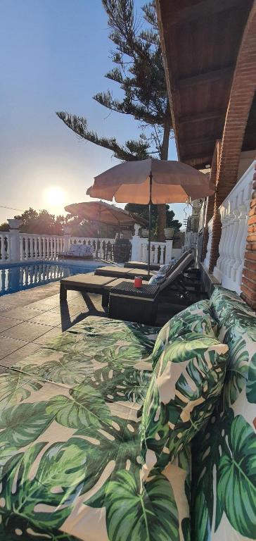 Villa Don Giovanni Fuengirola, Piscina Privada y vistas al mar y a la Montaña