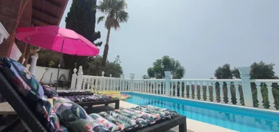 Villa Don Giovanni Fuengirola, Piscina Privada y vistas al mar y a la Montaña — foto 9