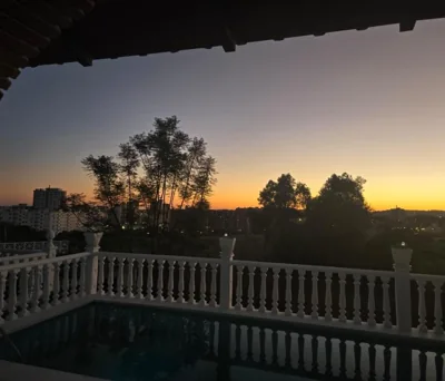 Villa Don Giovanni Fuengirola, Piscina Privada y vistas al mar y a la Montaña — foto 12