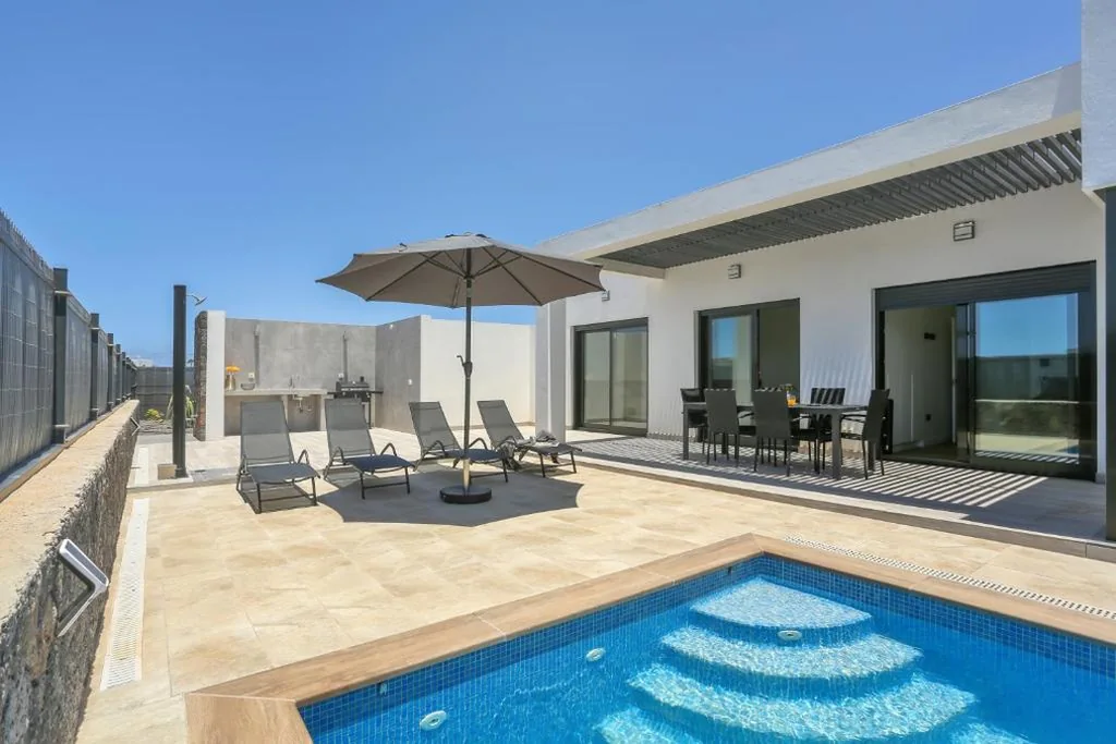 Villa de 3 dormitorios — Villa Dorada del Roque, heated pool & luxury in El Roque