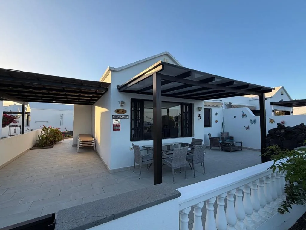 Villa mit 2 Schlafzimmern — Villa Dream - Front Line 2 Bedroom Villa with stunning views