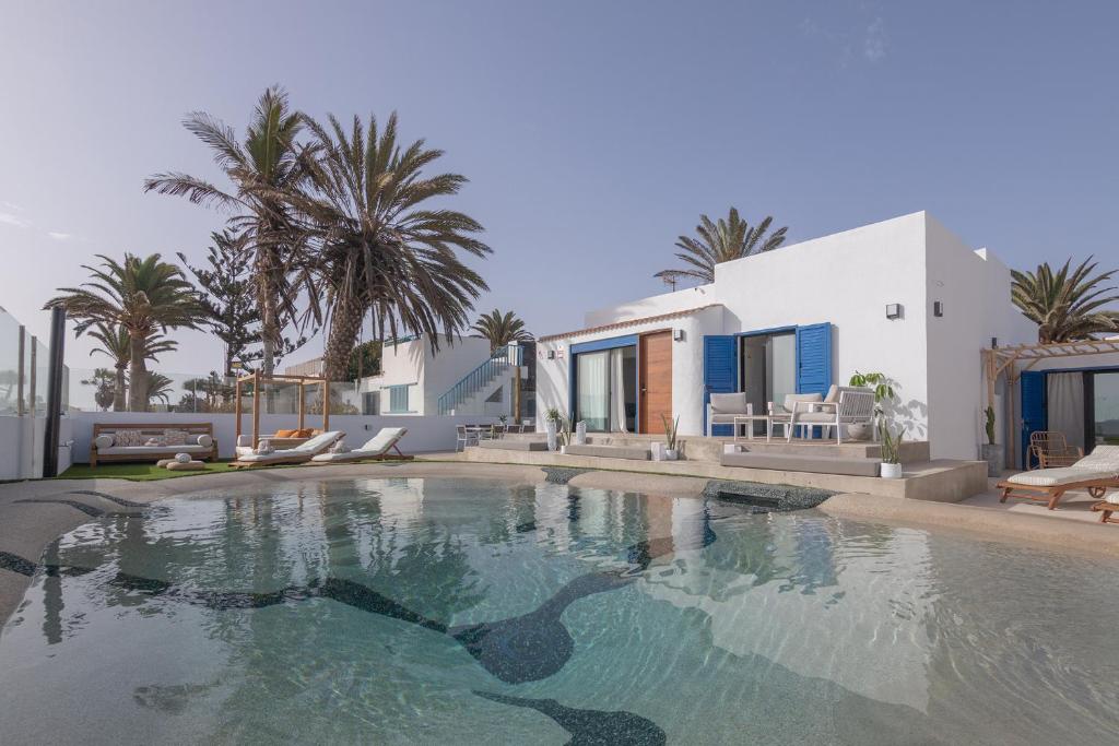 Villa Eden Beachfront Corralejo By Holidays Home