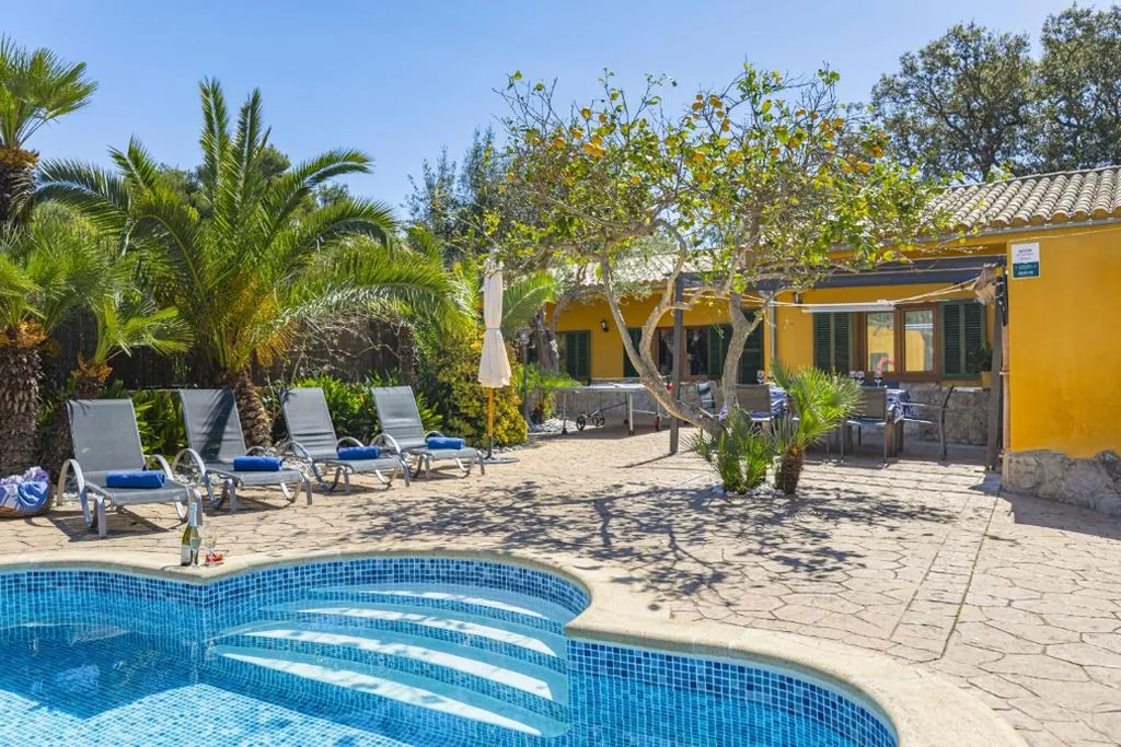 Villa mit privatem Pool — Villa El Mal Pas / Can Seguinet