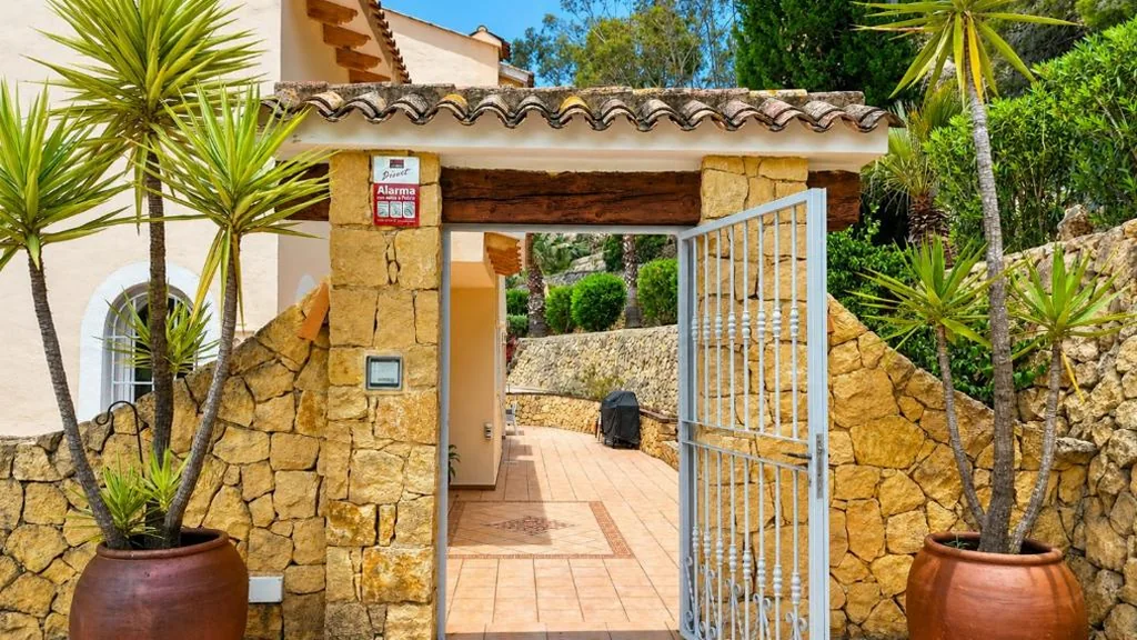 Villa El Paradiso Your Private Oasis in Altea