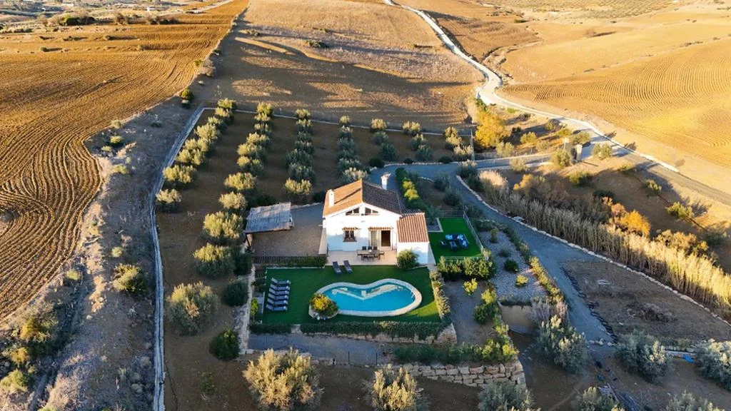 Villa — Villa el Rincón de la Jara