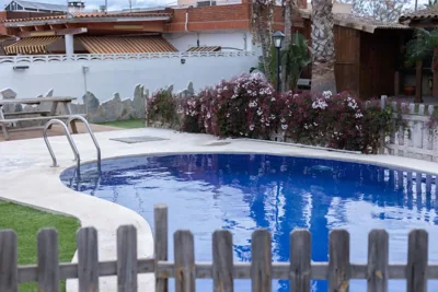 Villa en Valencia, piscina privada y metro 500m — foto 11