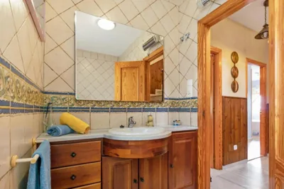 Villa estilo mediterránea con Piscina, Jardín, Bbq y Jacuzzi - VILLA BEL AIR REAL — Foto 3