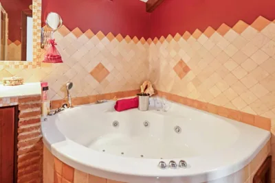 Villa estilo mediterránea con Piscina, Jardín, Bbq y Jacuzzi - VILLA BEL AIR REAL — Foto 11