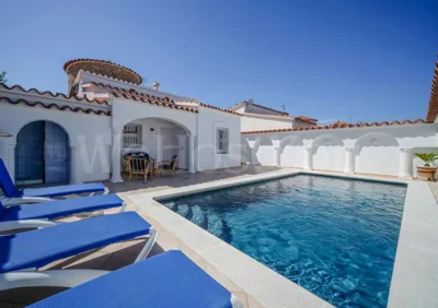 Villa et studio avec piscine - WeHostYou — foto 9
