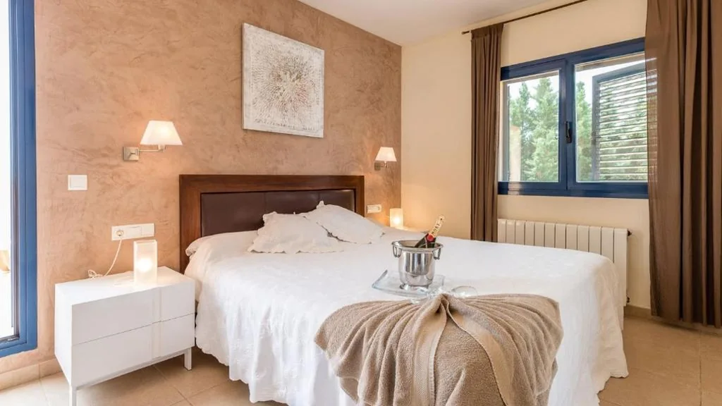 Villa Etruria close to Playa d'en Bossa