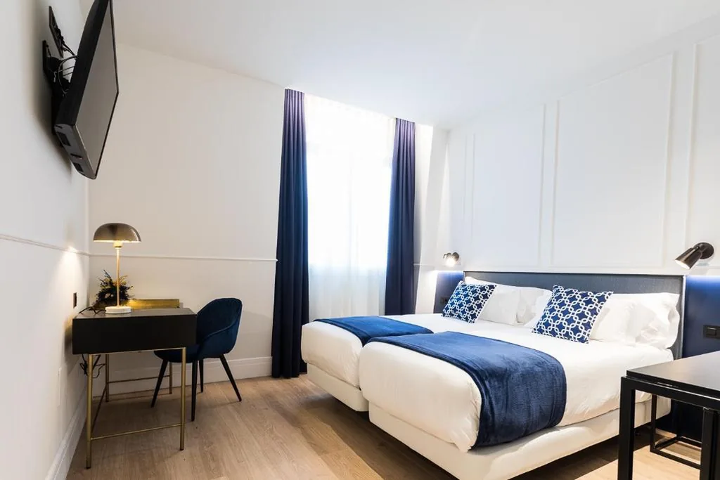 Habitación Doble - 1 o 2 camas — Villa Eugenia Boutique Hotel