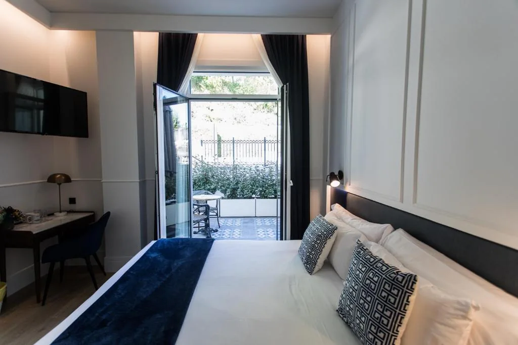 Habitación Doble con terraza - 1 o 2 camas — Villa Eugenia Boutique Hotel