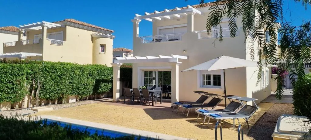 Villa de 3 dormitorios — Villa Excelente, with a private pool