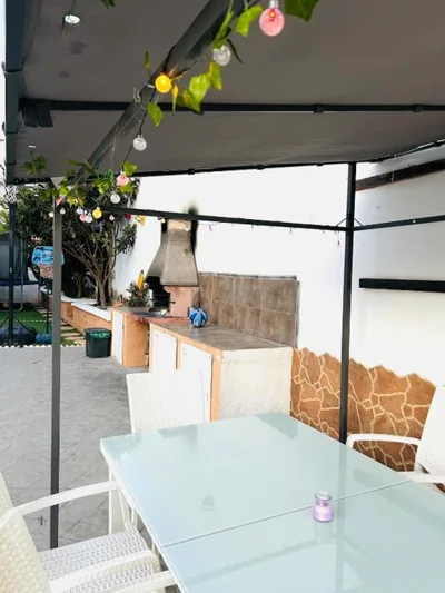 Villa FAMARA CASA EN MALAGA CERCA DE PLAYA Y AEROPUERTO HASTA 10 PERSONAS CON PISCINA PRIVADA — Foto 11