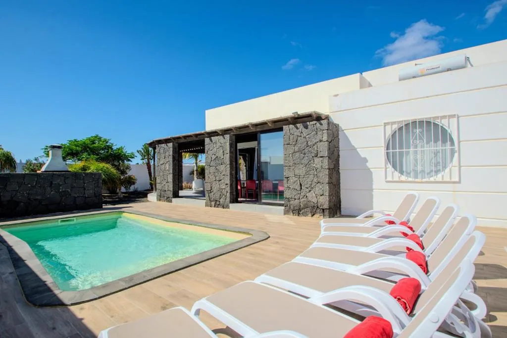Villa — Villa Fedelian 1 Playa Blanca