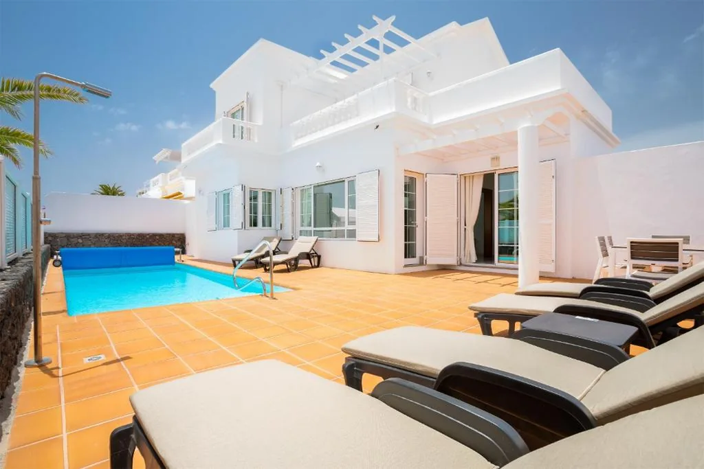 Villa Deluxe — Villa Felicidad