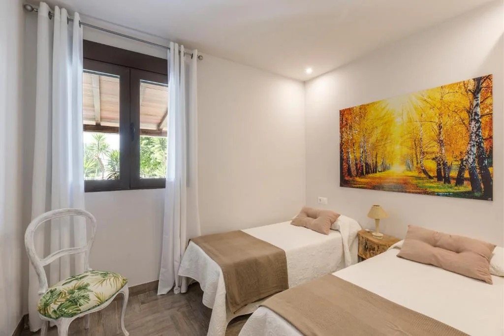 VILLA FINA (piscina/wifi/barbacoa/parking)