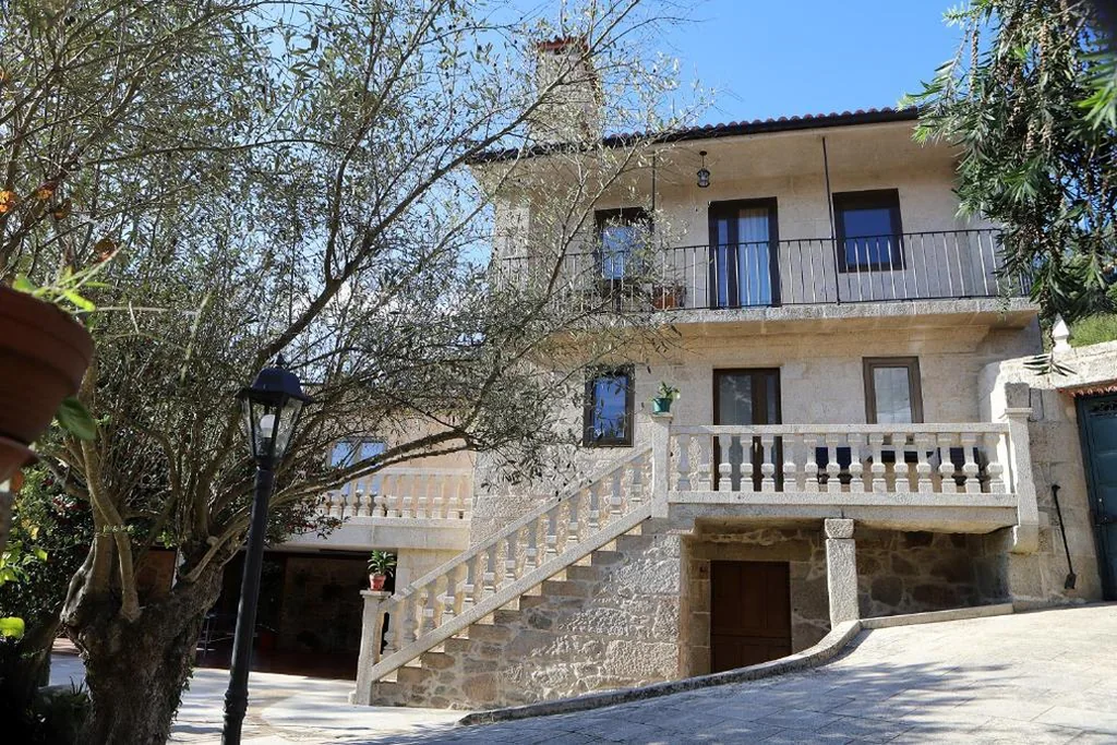 Villa — Villa Garabán